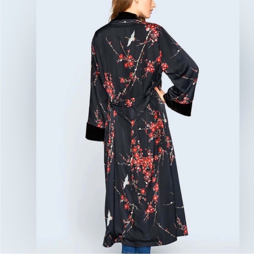 Kim + One Black Floral Cherry Blossom & Crane Robe - Picture 4 of 11